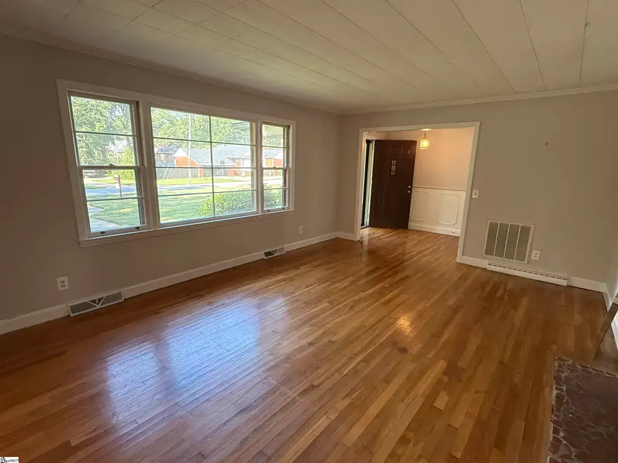 307 Spruce Street, Clinton, SC 29325 - #2