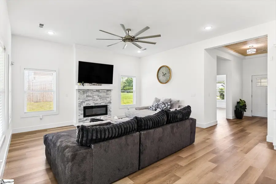 232 Norris Road, Spartanburg, SC 29303 - #3