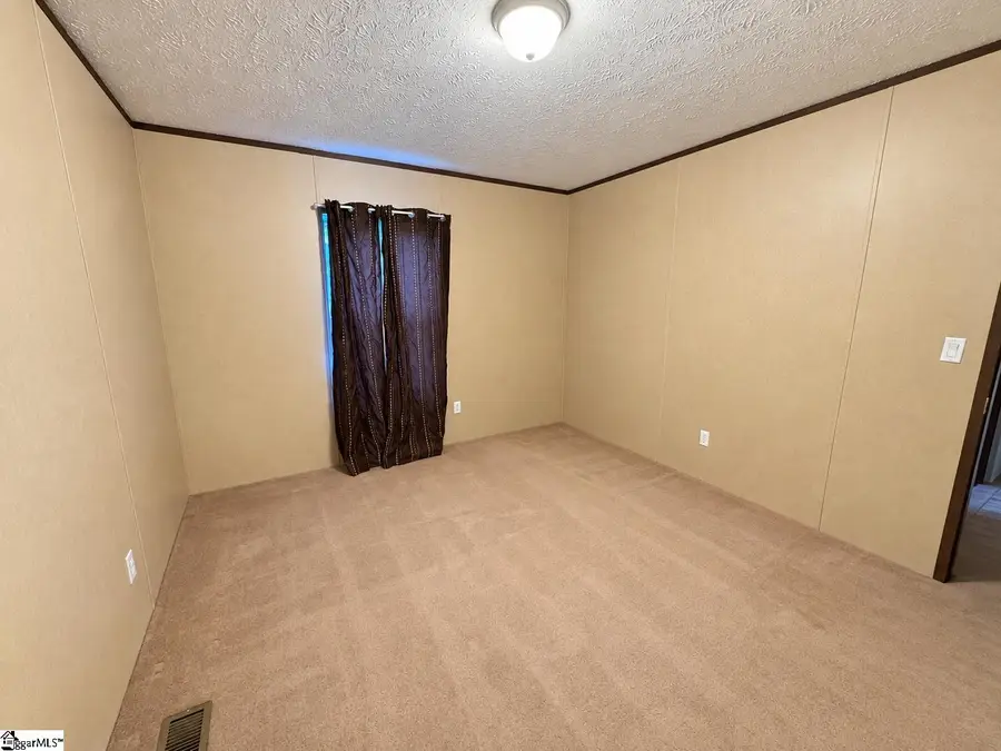 801 Vern Cora Road, Laurens, SC 29360 - #3