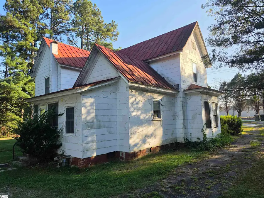 511 S Main Street, Fountain Inn, SC 29644 - #3