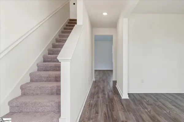 925 Kinnerton Trail, Spartanburg, SC 29301
