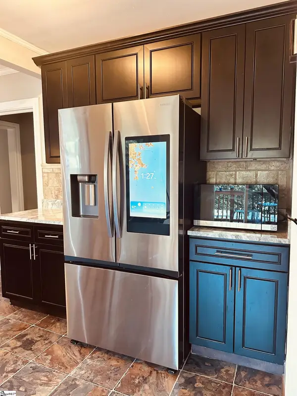 34 Brookside Circle, Greenville, SC 29609
