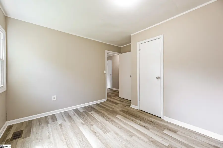 105 Short Street, Laurens, SC 29360 - #3