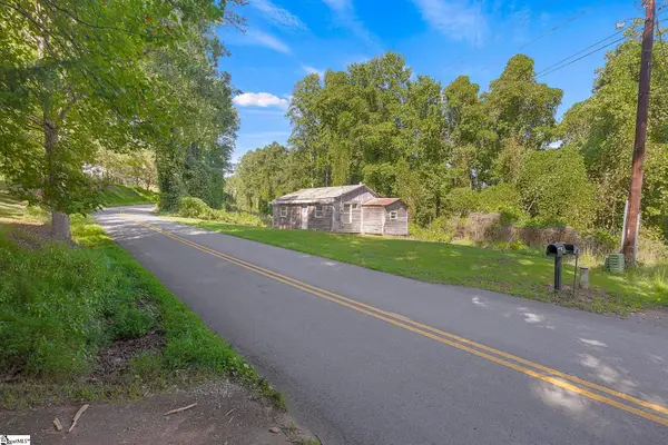 1279 Cove Creek Road, Pickens, SC 29671