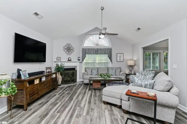 182 Grinders Circle, Greer, SC 29650