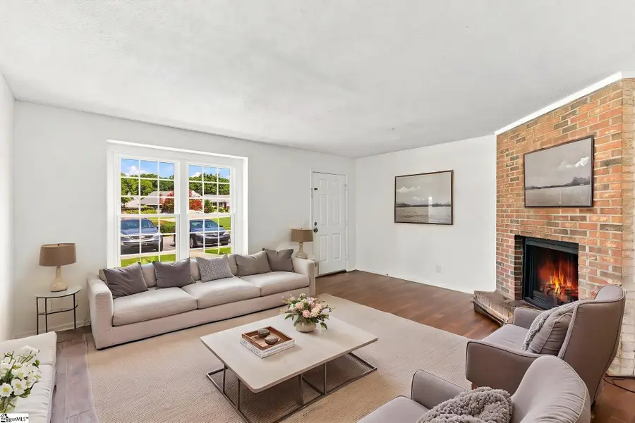 4 Birchview Street, Taylors, SC 29687 - #3