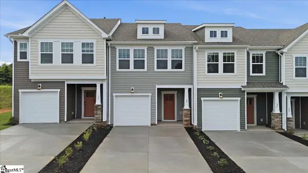 28 Shoemaker Road, Greenville, SC 29617