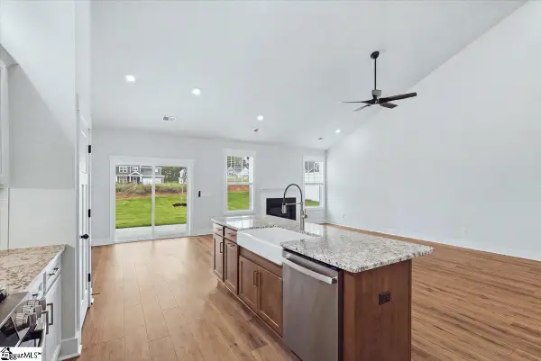 1006 Fox Hollow Street, Spartanburg, SC 29303