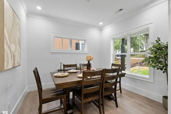 6 Apopka Avenue, Greenville, SC 29609