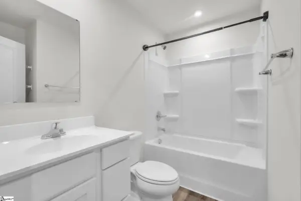 122 Fernside Court, Greenville, SC 29617