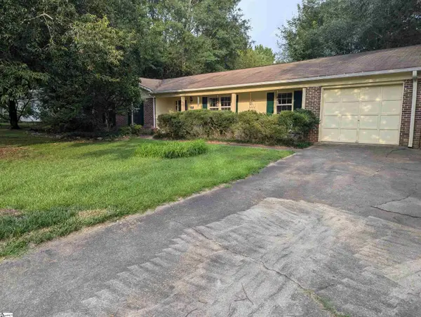 117 Hunters Trail, Greenville, SC 29615