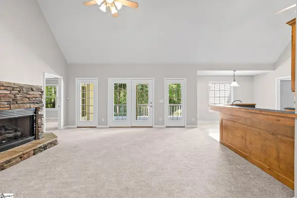 8 N Windward Court, Taylors, SC 29687