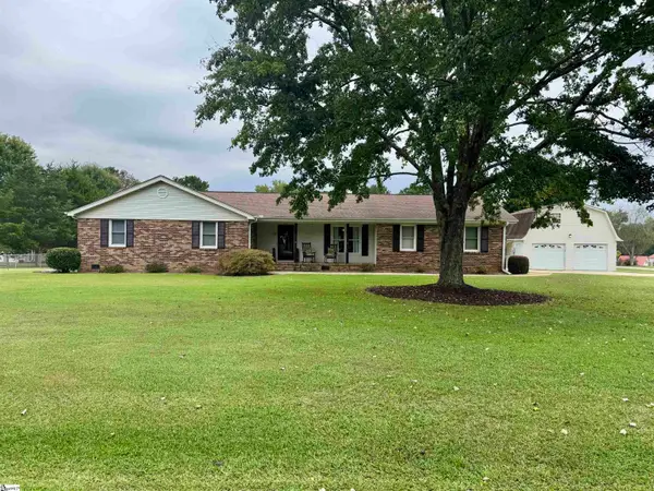 13 Dacus Drive, Williamston, SC 29697