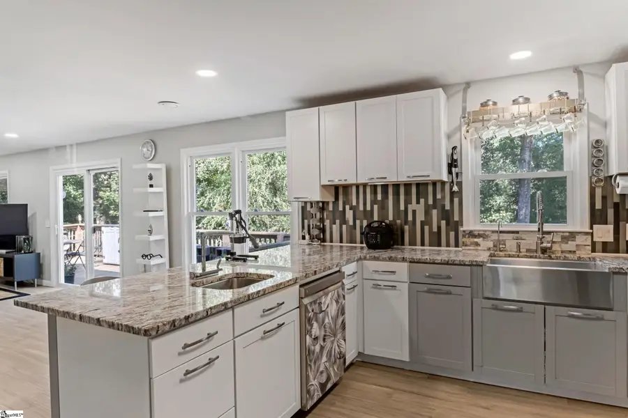 206 Holly Park Drive, Simpsonville, SC 29681 - #2