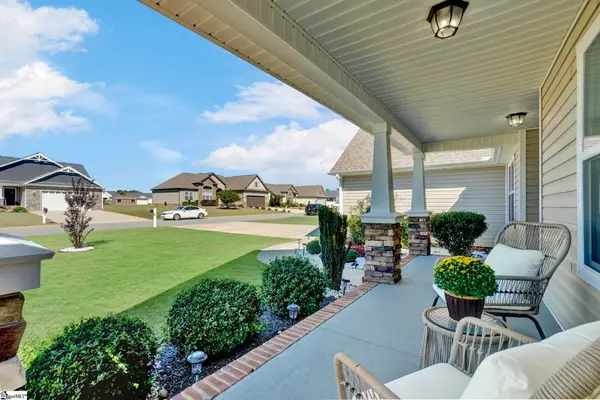 222 Little Man Drive, Boiling Springs, SC 29316
