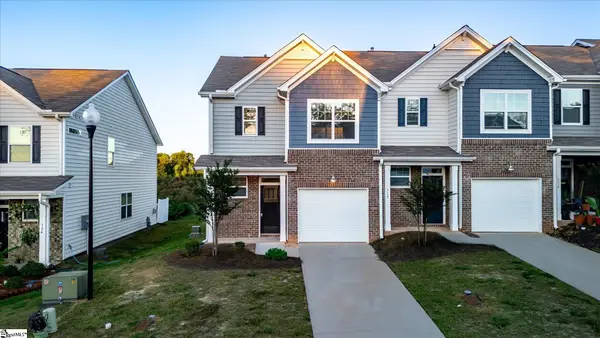 320 E Compass Way, Easley, SC 29640