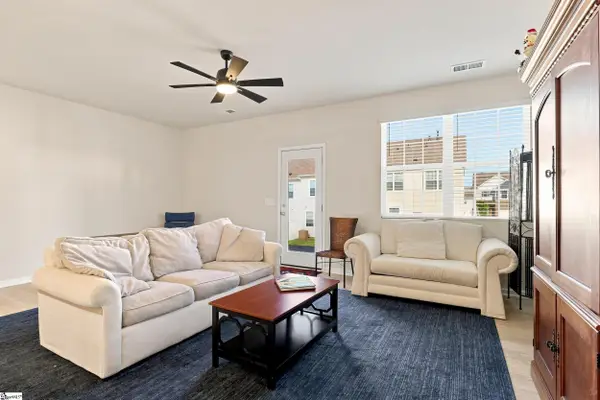 1471 Painted Horse Trail, Boiling Springs, SC 29316