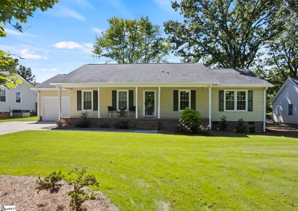 107 Lexington Court, Simpsonville, SC 29681