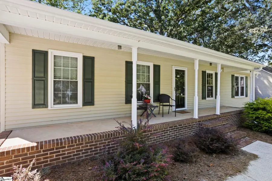 107 Lexington Court, Simpsonville, SC 29681 - #3