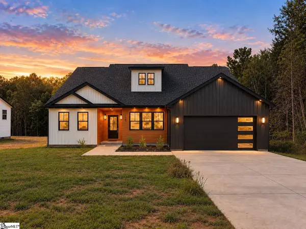 488 Skyline Drive, Campobello, SC 29322