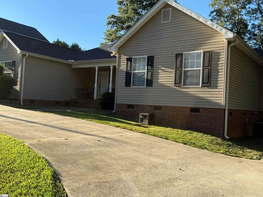 211 Wildwood Drive, Greer, SC 29651 - #3