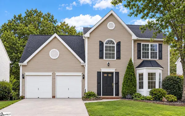 102 Crossview Drive, Simpsonville, SC 29680