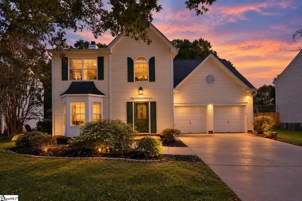 614 Fairview Lake Way, Simpsonville, SC 29680