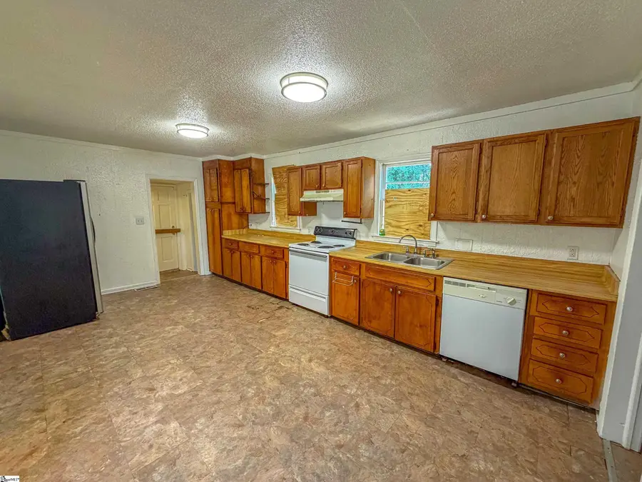 355 Farley Street, Spartanburg, SC 29303-3506 - #2