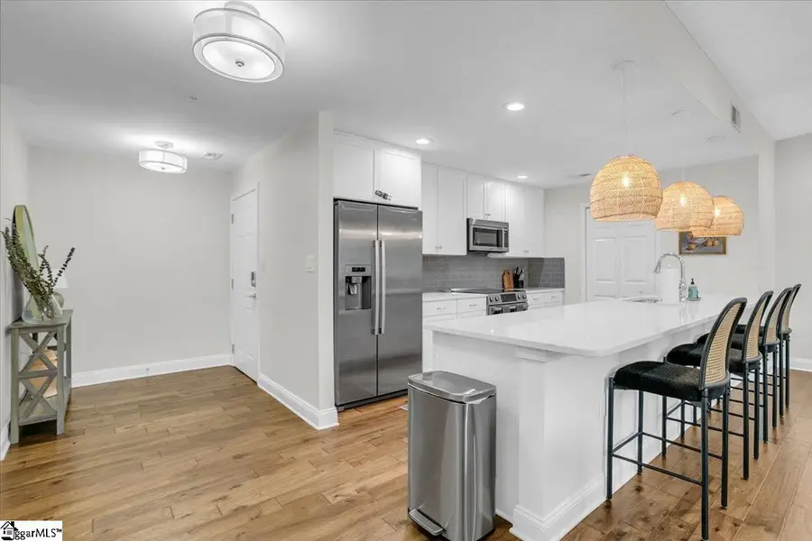 10 E Washington Street #Unit 2J, Greenville, SC 29601 - #3
