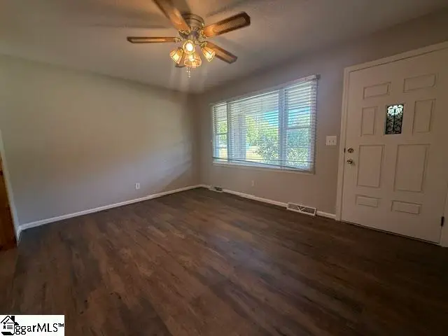 8 Henry Avenue, Honea Path, SC 29654 - #3