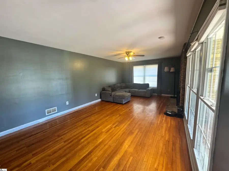 533 Alamo Street, Spartanburg, SC 29303 - #3