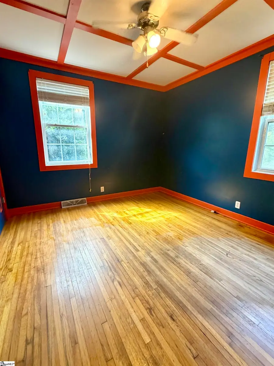 109 Woodfield Avenue, Fountain Inn, SC 29644 - #3