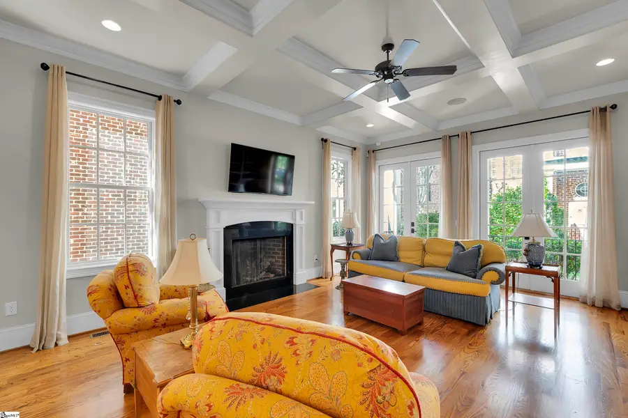 705 E Mcbee Avenue, Greenville, SC 29601 - #3