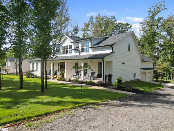 1011 Center Road, Taylors, SC 29687