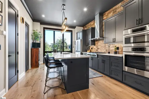 611 N Main Street #Unit 2, Greenville, SC 29601