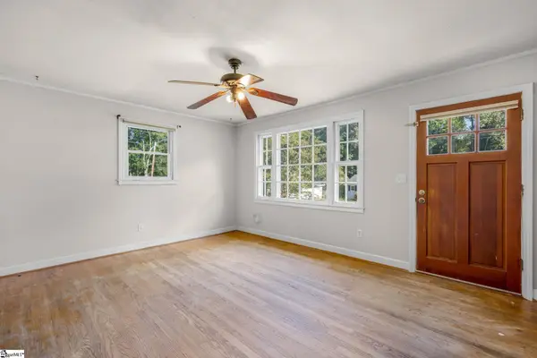 123 Paris View Drive, Travelers Rest, SC 29690