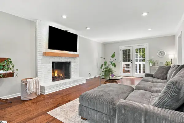 708 Pineapple Pointe Pointe, Greenville, SC 29607