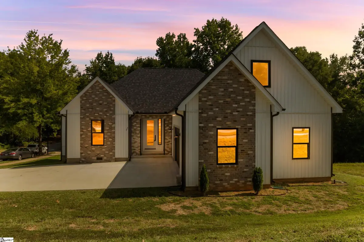452 Congaree Road, Roebuck, SC 29376-3388 - #1