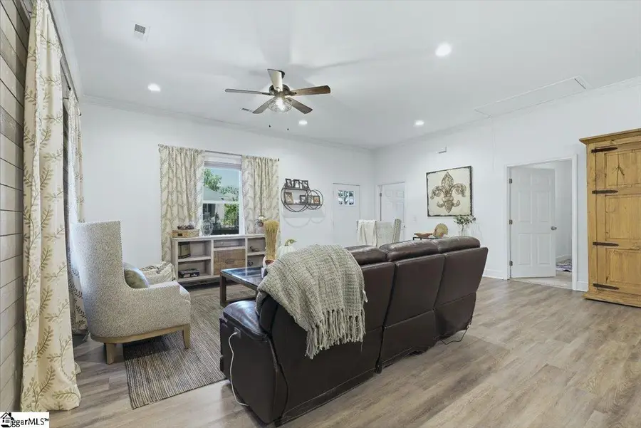 6 7th Street, Greenville, SC 29611 - #3