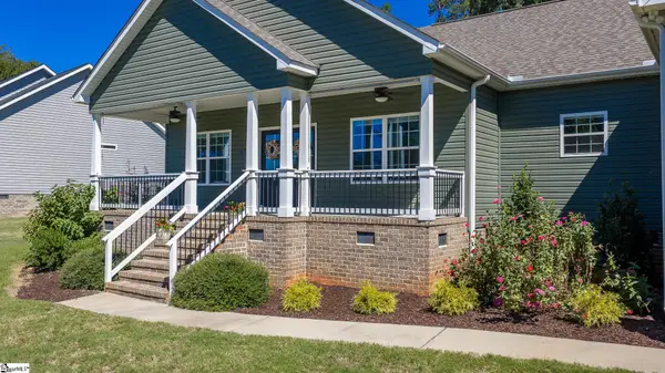 208 Puckett Mill Drive, Central, SC 29630