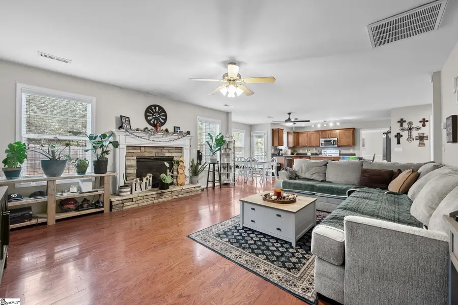 110 Ashington Drive, Simpsonville, SC 29680 - #2