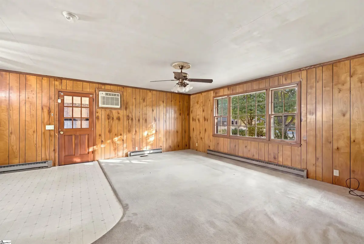 404 Forest Hills Drive, Williamston, SC 29697 - #1