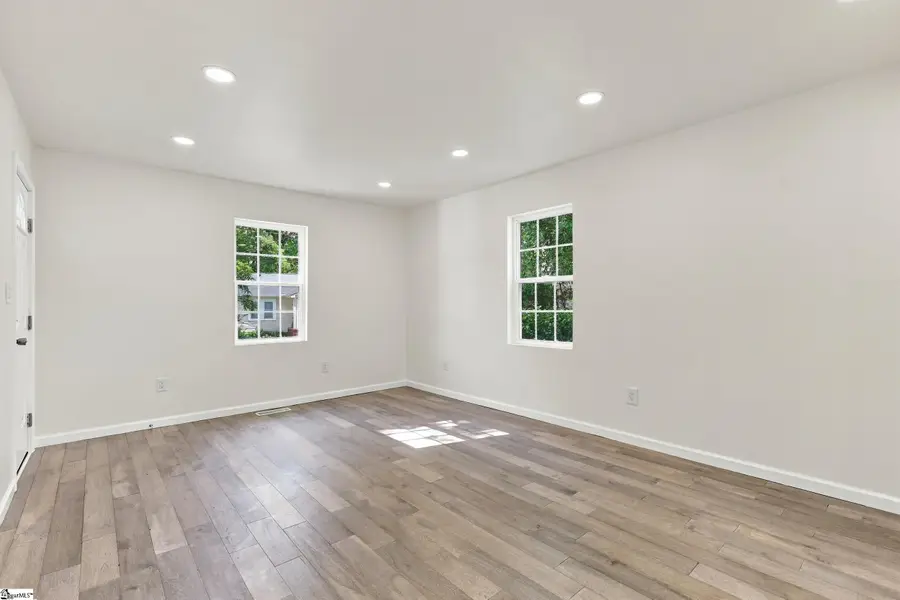 140 Simpson Avenue, Woodruff, SC 29388 - #3