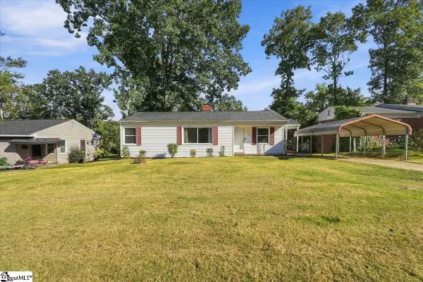 130 Overbrook Court, Spartanburg, SC 29306