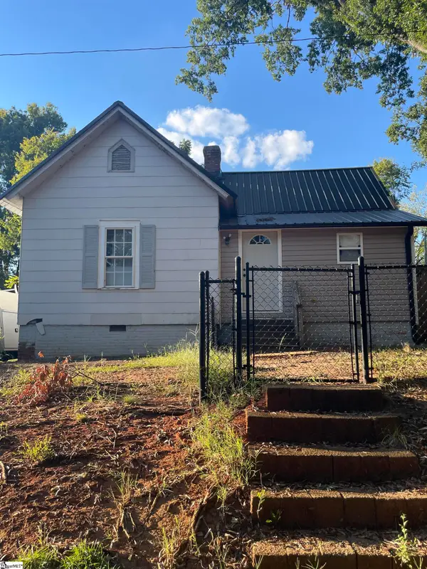 20 1st Street, Greenville, SC 29611