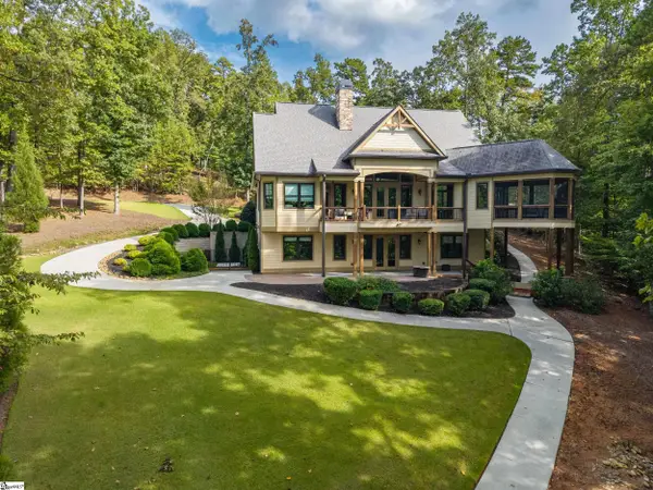 700 Lakestream Court, Seneca, SC 29672