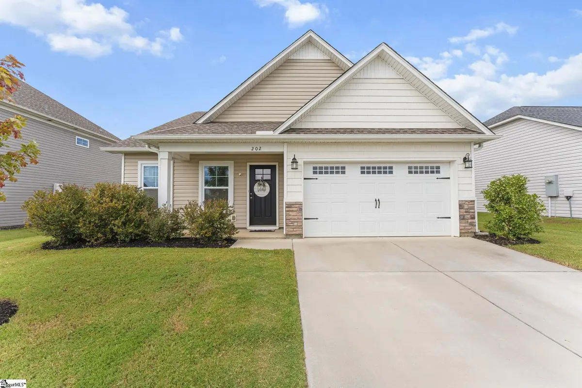 202 Chinchilla Drive, Fountain Inn, SC 29644 - #1