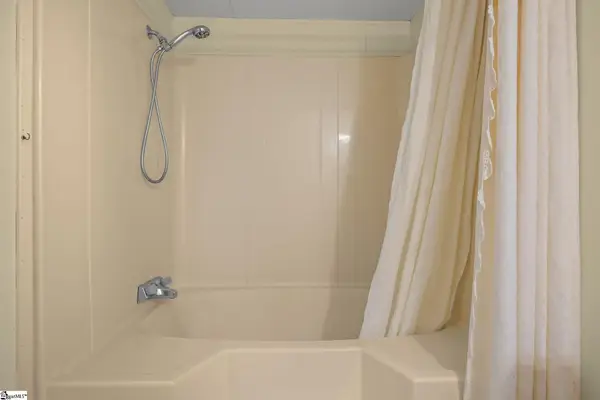1619 Davis Creek Road, Seneca, SC 29678