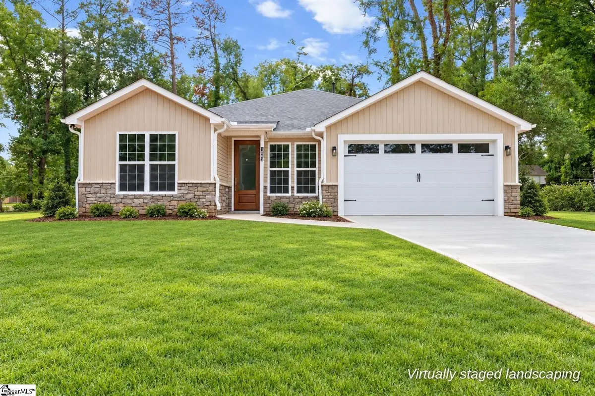 1003 Grace Street, Greenwood, SC 29649 - #1