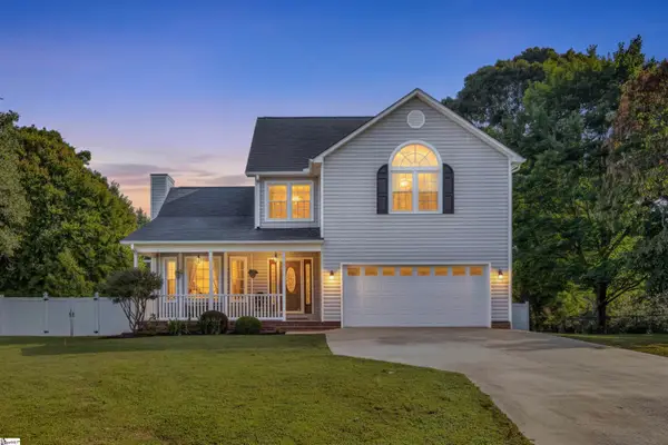 8 Bethel Oaks Court, Mauldin, SC 29662